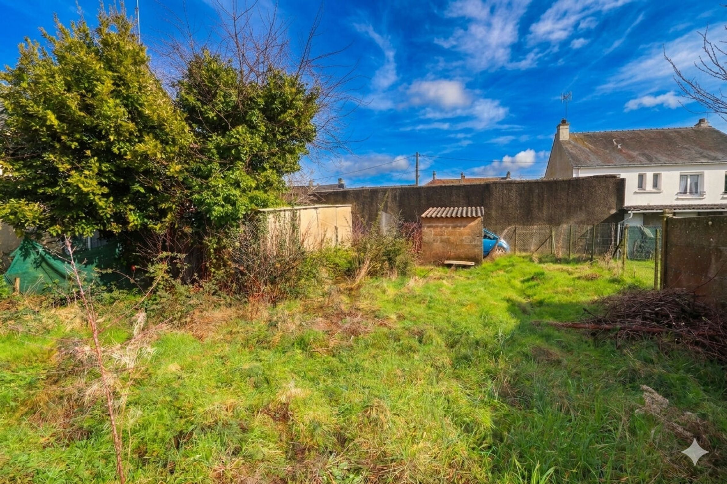 Terrain constructible de 188 m², libre de constructeur à Saint Nazaire